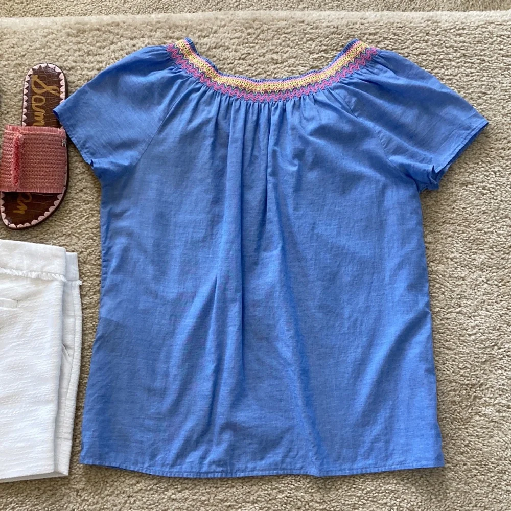Vineyard Vines Chambray Smocked Top - Picture 6 of 6